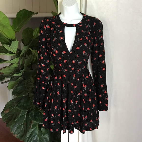Tops - Fit and flair FREE PEOPLE BLOUSE SZ 4